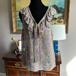 fei Floral Ruffle V-Neck Top